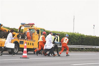 确立规范人员资质等六项航空应急救援领域团体标准发布